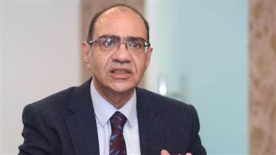 لجنة مكافحة كورونا: علينا أن نكون حذرين.. ولا مجال للهلع بعد وصول 