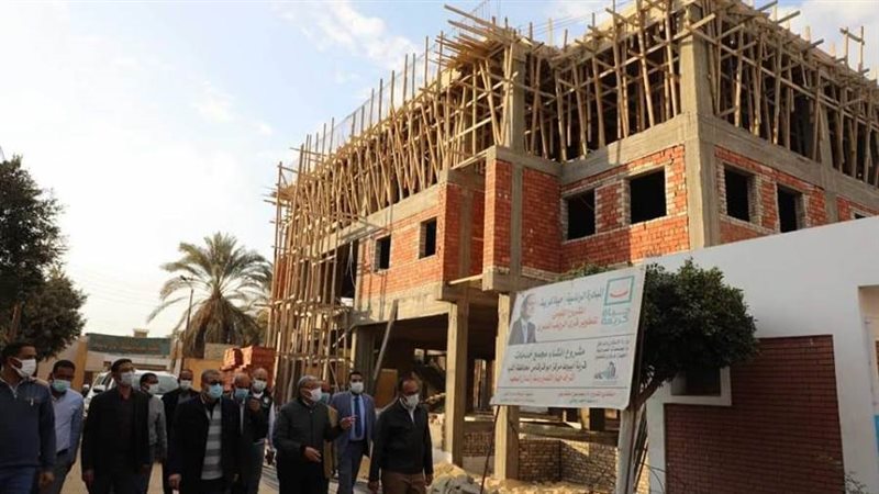 محافظ المنيا يتفقد