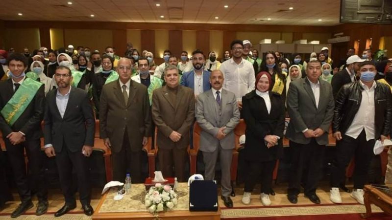 جانب من زيارة الوفد