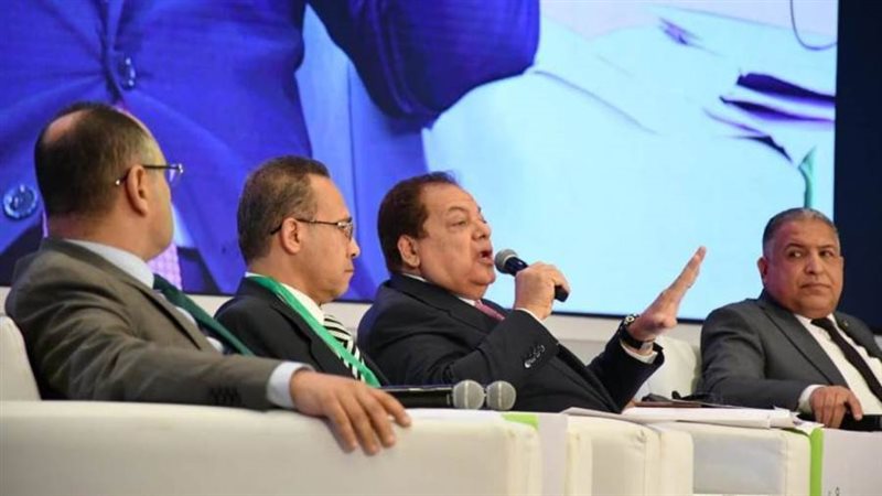 النائب محمد أبو العينين