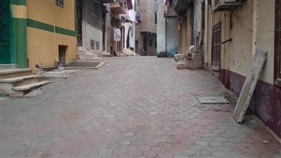 محافظ أسيوط: استكمال تركيب الانترلوك بالحارات والشوارع الضيقة بحي غرب