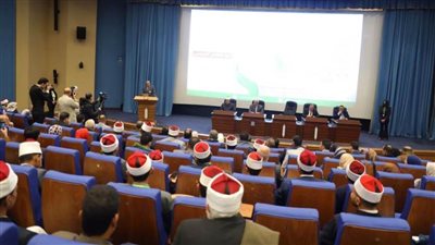 مؤتمر الأزهر عن المناخ يوصي بتوجيه الطاقات الشبابية تجاه المشروعات التي تخدم البيئة