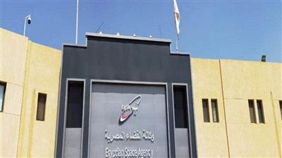 غدًا.. وكالة الفضاء المصرية تسلم 3 أقمار صناعية تعليمية للجامعات
