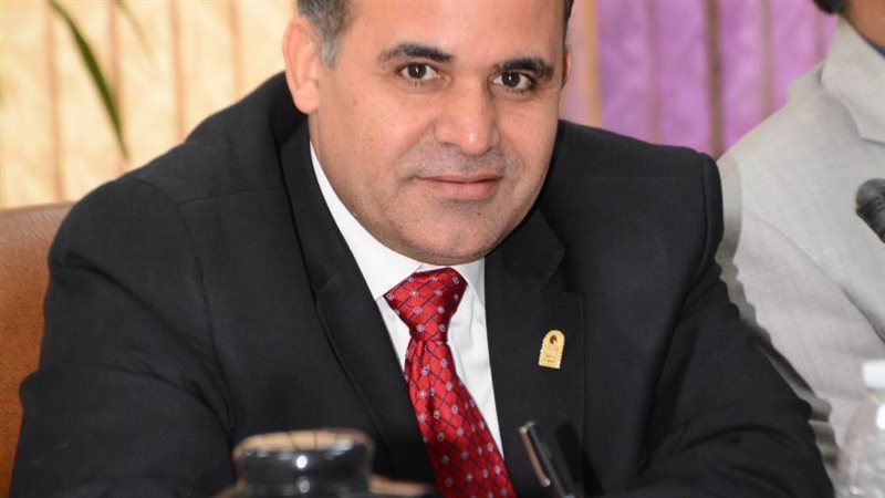 الدكتور عادل رسمي