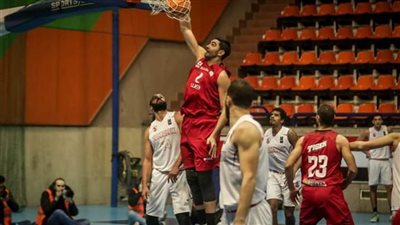 نهاية الشوط الأول بتعادل مثير بين الأهلي والزمالك في قمة سوبر السلة