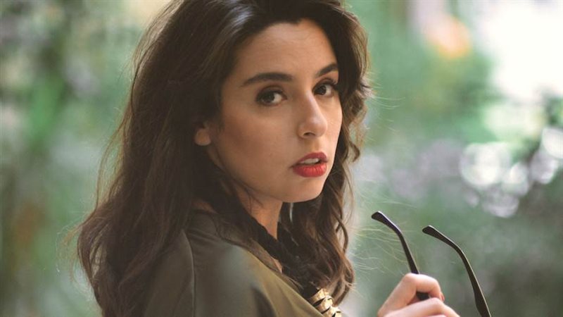 الفنانة سارة عبد