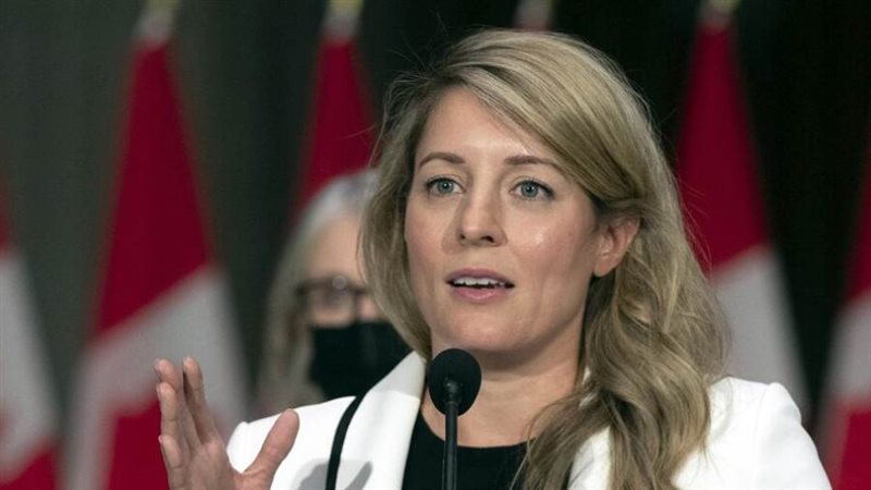 وزيرة الخارجية الكندية