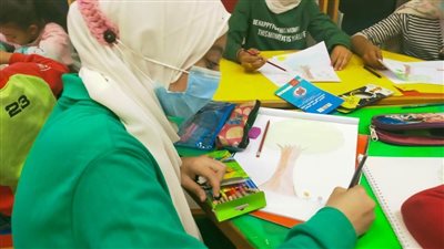 تعليم مبادئ فن رسم البورتريه بثقافة شرم الشيخ 