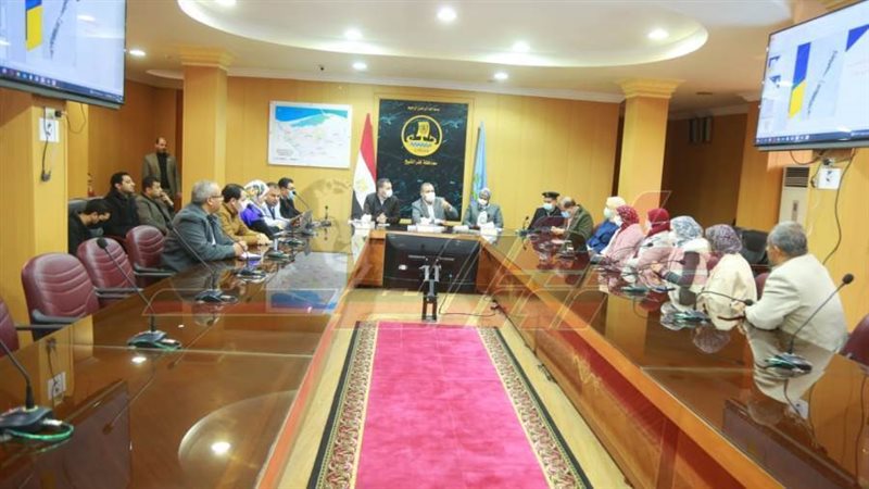 اجتماع محافظ كفرالشيخ