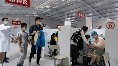 الصين تعاقب نحو 30 مسؤولا في مدينة شيان بسبب كورونا