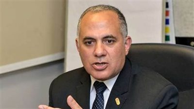 وزير الري: تنفيذ مشروعات لمجابهة التحديات المائية المختلفة