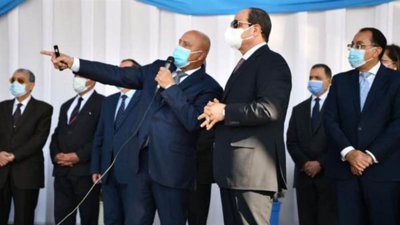 الرئيس السيسي ووزير