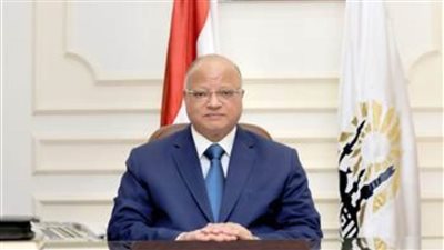 محافظ القاهرة: نقل الأنشطة غير المتناسبة مع طبيعة منطقة القاهرة التاريخية إلى شمال الحرفيين