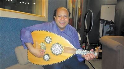 أحمد الشوكي يعيش حالة نشاط فني ويكشف عن جديده