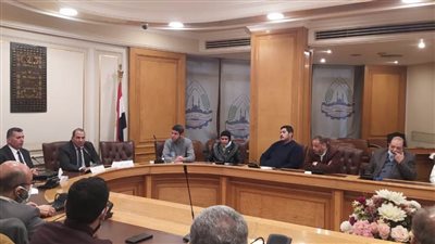 رئيس مصلحة الضرائب يوجه نداء عاجلا لأصحاب المشروعات المتوسطة والصغيرة