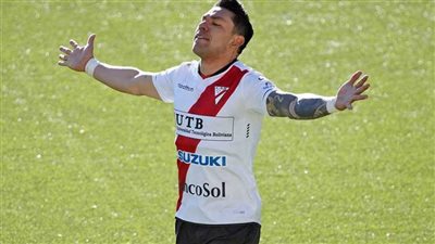 الإسماعيلي يتعاقد مع المهاجم البوليفي 