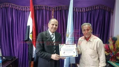 كفر الشيخ: إحالة مدير مدرسة وأمين معمل للتحقيق وتكريم عامل بالمخازن