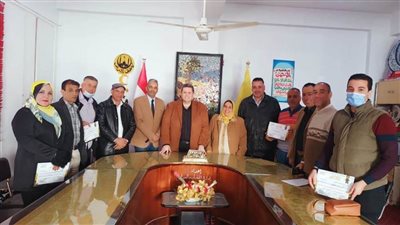 وكيل وزارة التربية والتعليم يكرم إدارة ومعلمى التربية الخاصة