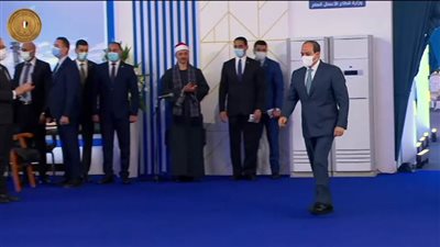 الرئيس السيسي يصل إلى منطقة كيما بأسوان لتفقد مصنع اليوريا ونترات الأمونيا