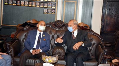 محافظ القليوبية يهنئ مدير الأمن الجديد بمنصبه