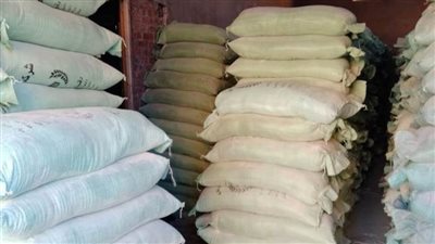 ضبط 352 شيكارة دقيق مدعم وتحرير 9 محاضر خلال حملة بالدقهلية