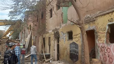 جهود مضنية للانتهاء من إزالة 