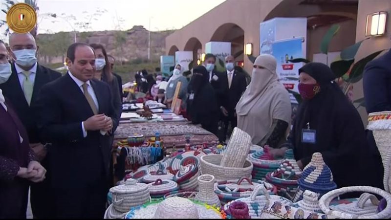 الرئيس السيسي يتفقد