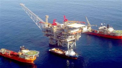 قطاع البترول والغاز يضرب الأرقام القياسية العالمية في 2021.. 25 إنجازا ومشروعات بالجملة