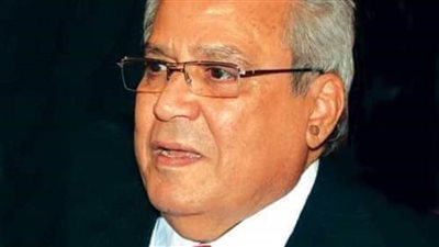 زاهي حواس: جابر عصفور كان أحد أعمدة الثقافة المصرية