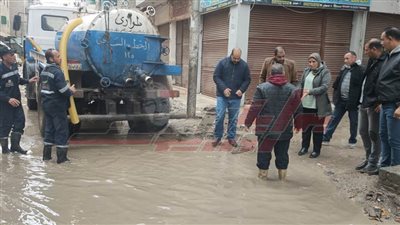 السكرتير العام لكفر الشيخ ورئيس مدينة دسوق يتابعون رفع مياه الأمطار