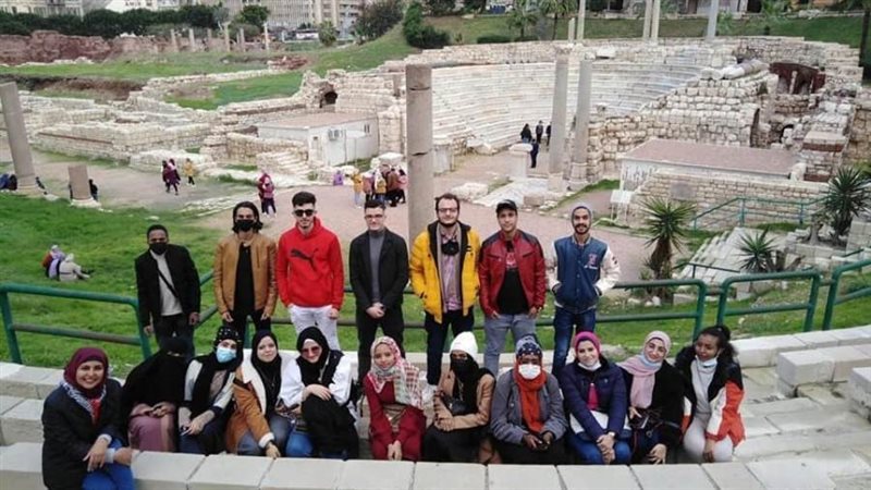 زياره الطلاب الوافدين