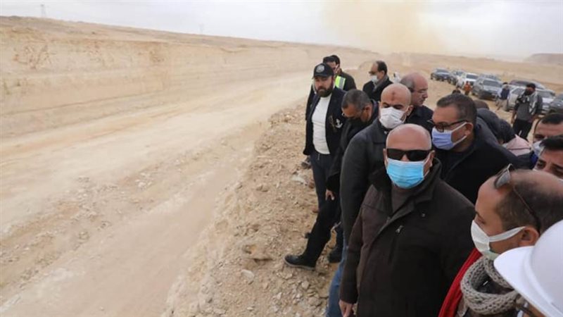وزير النقل يتابع