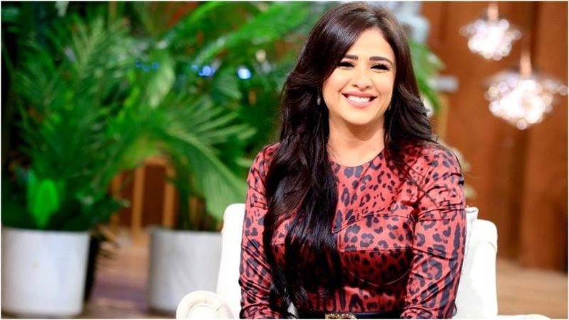 ياسمين عبد العزيز