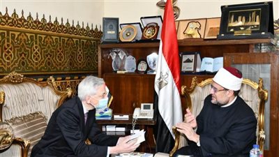 وزير الأوقاف: 