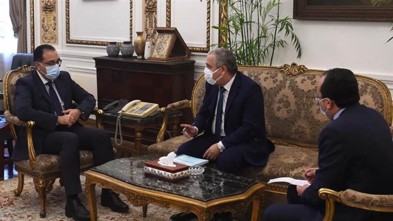 رئيس الوزراء مع رئيس