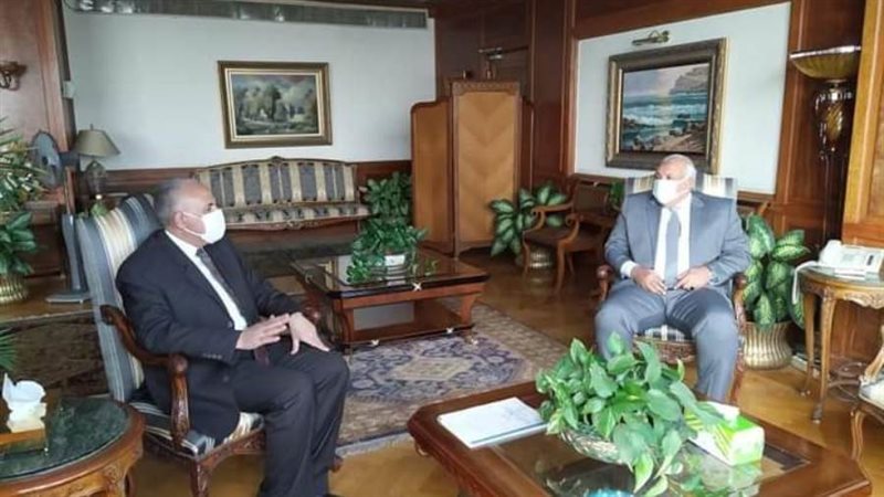 وزير الري ومحافظ