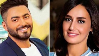 مواقع التواصل تشعل الحرب بين نجوم الوسط الفني