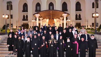 قيادات الكنيسة الكاثوليكية يهنئون البابا تواضروس بعيد الميلاد المجيد