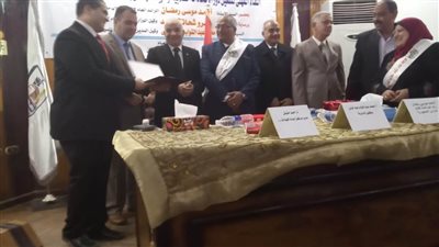 وكيل تعليم بني سويف يشهد تنصيب مكتب تنفيذي الاتحادات الطلابية  