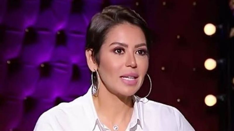 الفنانة لقاء الخميسي