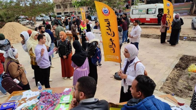 حملات توعية بجامعة