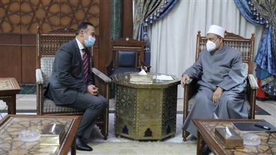 الإمام الأكبر يلتقي السفير المصري الجديد لدى صربيا