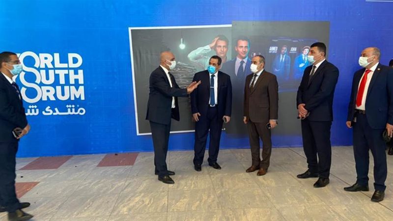 وزير الطيران خلال