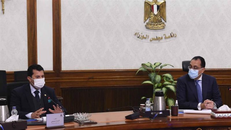 رئيس الوزراء ووزير