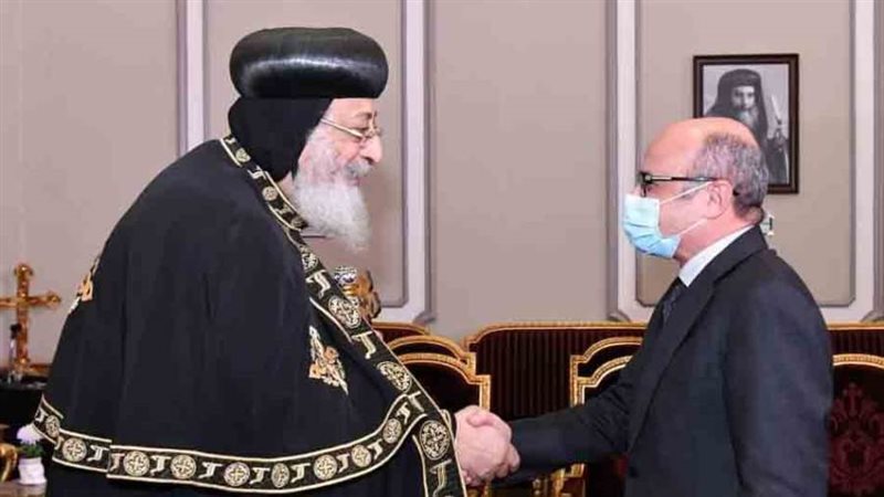 وزير العدل يهنئ البابا