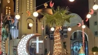 أجواء من السعادة والفرحة.. مسلمون يهنئون الأقباط بعيد الميلاد
