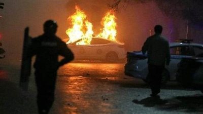 قطع رأس ضابطين وتوزيع الخمور على المتظاهرين بكازاخستان وانتشار أعمال السلب والنهب