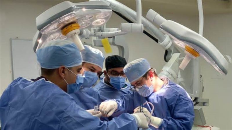 الجراحة الميكروسكوبية