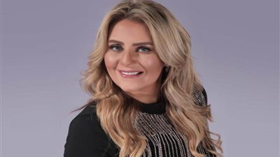 رانيا ياسين تدعم محمد رياض مع عرض 