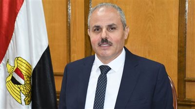 رئيس جامعة قناة السويس: مصر هي الدولة التي يحتفل مواطنوها بجميع الأعياد سويا